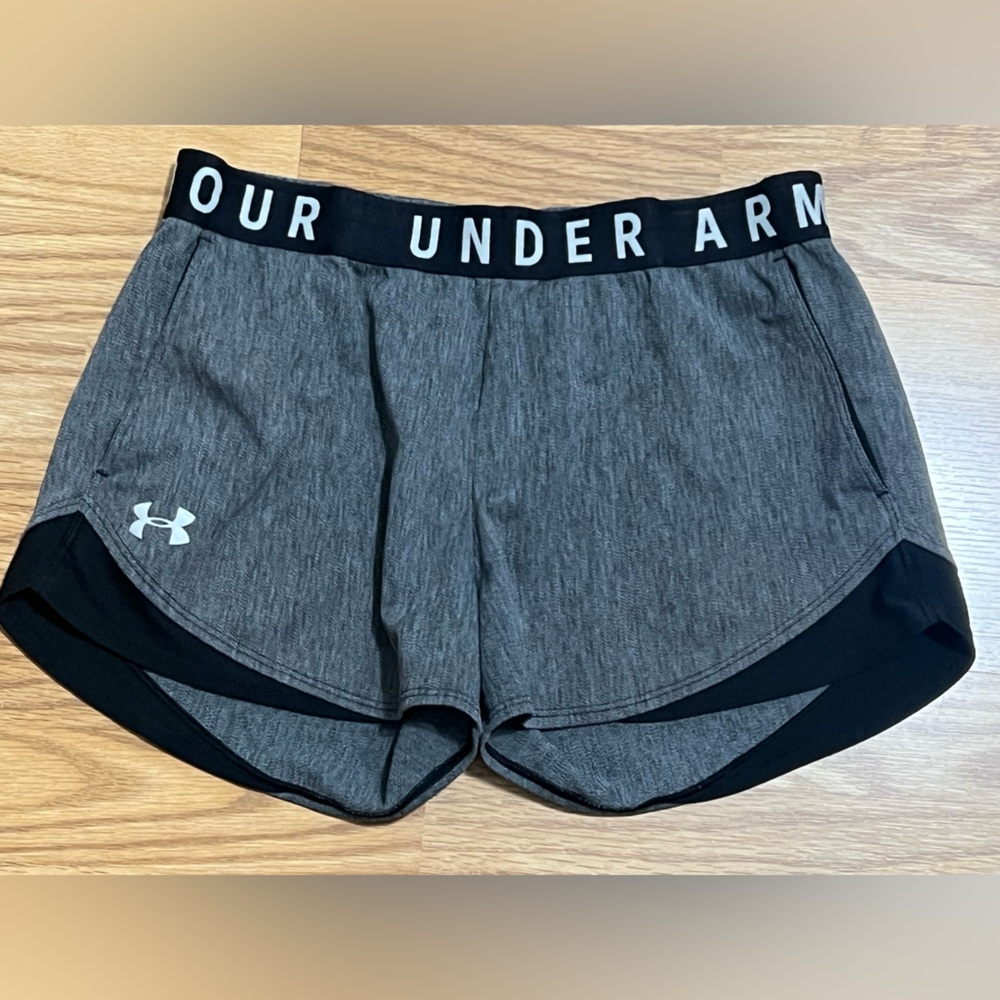 Under Armour HeatGear Women’s Compression Shorts Gray Black Small